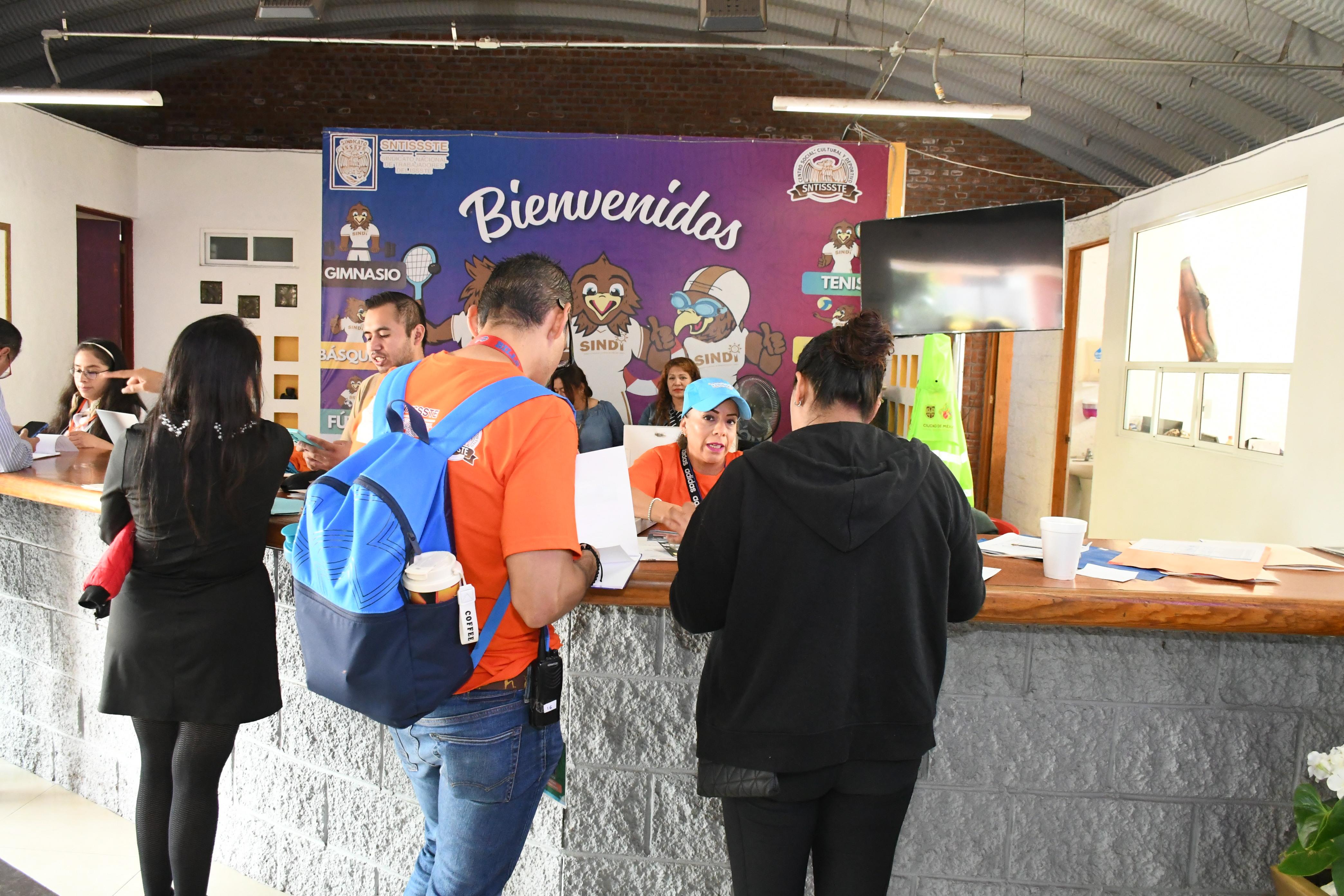  Arribo de niños del Curso de Verano 2026”Pequeños campeones del mundo”, CSCD del SNTISSSTE